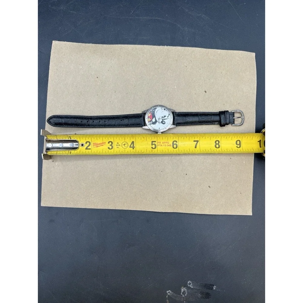 Walt Disney World LIMITED RELEASE Mickey Mouse‎ Watch Black Leather Strap Rare